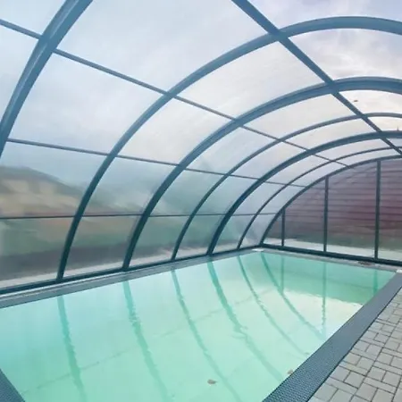 Uniqhotel 3* צ'סקי שטרנברק