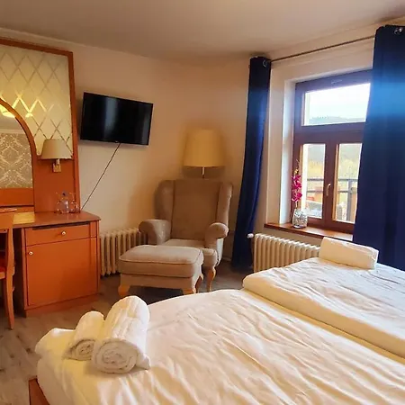 Uniqhotel צ'סקי שטרנברק