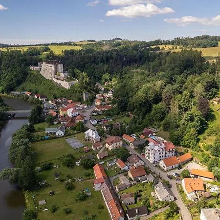 Uniqhotel מלון צ'סקי שטרנברק