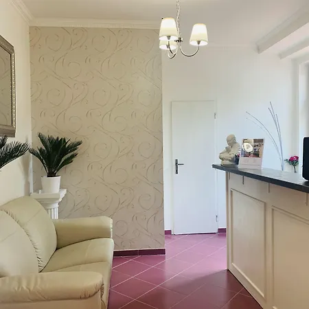 Szálloda Uniqhotel Český Šternberk