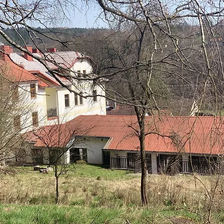 Hotel Uniqhotel Cesky Sternberk