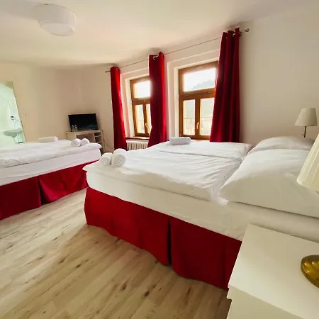 Uniqhotel Otel Cesky Sternberk