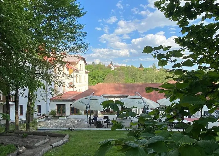 Ξενοδοχείο Uniqhotel 3*