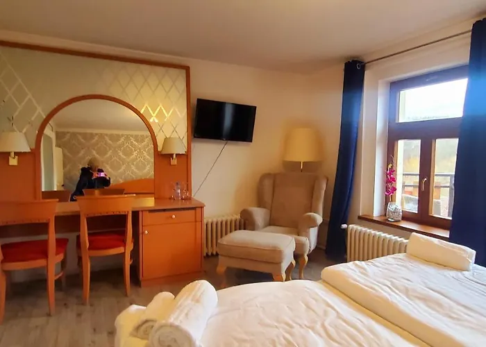 Uniqhotel 酒店 捷克施特恩贝克