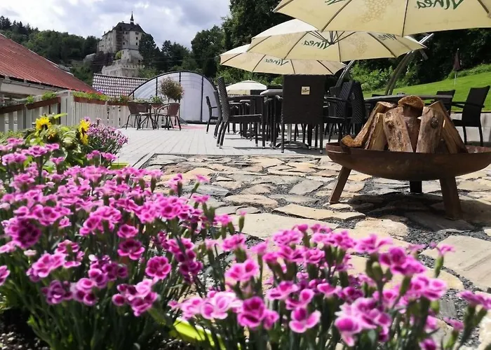 Uniqhotel 捷克施特恩贝克