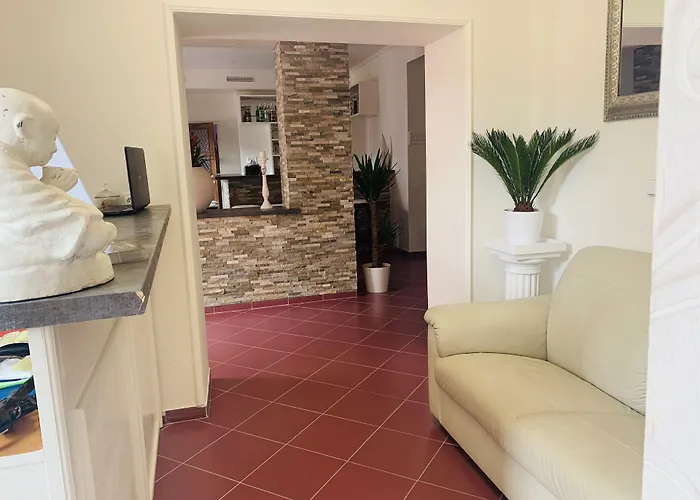 Uniqhotel 3* 捷克施特恩贝克