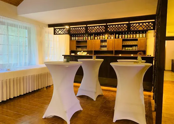 Uniqhotel מלון